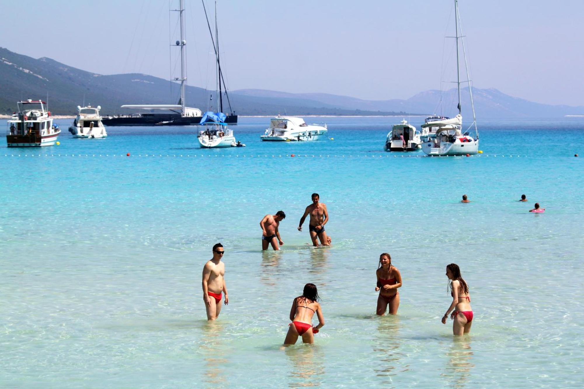 Apartments With A Parking Space Sali, Dugi Otok - 8154 Kültér fotó